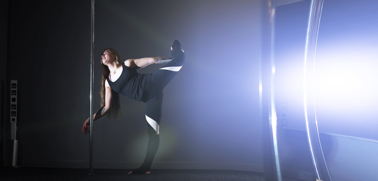 How I Built a $40 Lightbox That Outperforms $200 Studio Kits for E-Commerce Shots