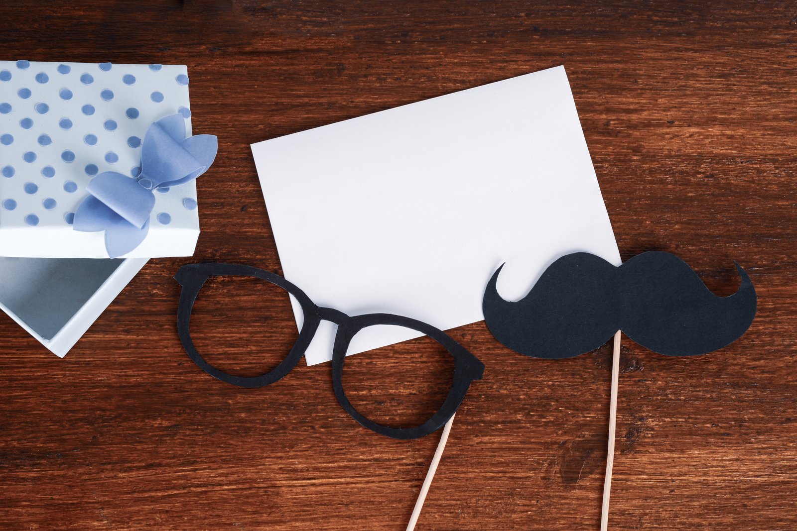 How to Build a $40 DIY Lightbox That Makes Your Products Look Like They Cost Twice as Much