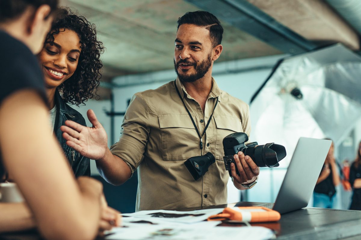 Jewelry Photography: Mastering Light and Reflection for E-Commerce