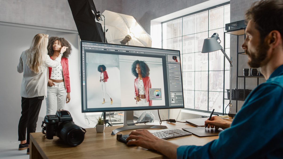 Reflective Surfaces in Product Photography: Control Light, Elevate Your Images